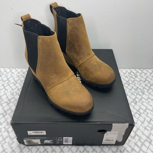 SOREL Joan of Arctic III Waterproof Wedge Chelsea Boot, size 5.5, EU 36.5